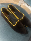 FRIULANE VELLUTO MARRONE CON BORDO DORATO