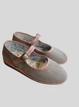 MARY JANE GRIGIO LINO CON BORDATURA ROSA