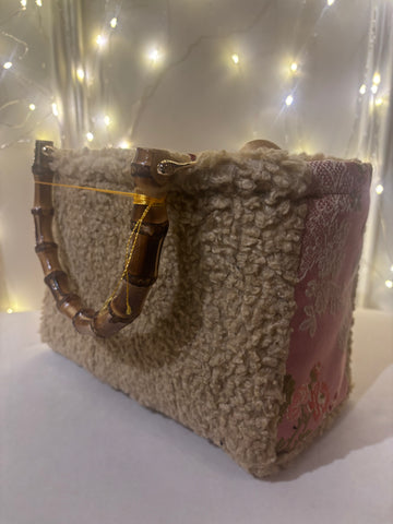 BORSA LIZ IN MORBIDO ORSETTO SINTETICO