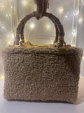 BORSA LIZ IN MORBIDO ORSETTO SINTETICO