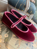 MARY JANE VELLUTO BORDEAUX CON BORDATURA PEONIA
