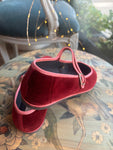 MARY JANE VELLUTO BORDEAUX CON BORDATURA PEONIA